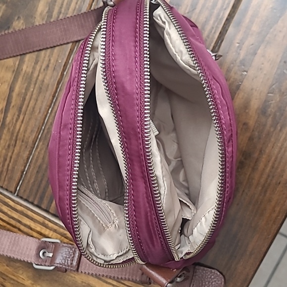 Baggallini bundle - Picture 3 of 10